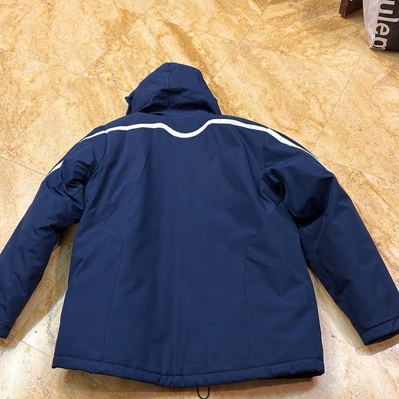 Adidas super warm up puffer with University of Michigan symbol - Picture 6 of 6